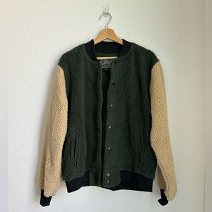 Brooklyn cloth Mfg CO Sherpa color lock bomber jacket in green and tan small